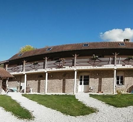 Les Gites Du Lavoir Villemoiron-en-Othe Екстер'єр фото